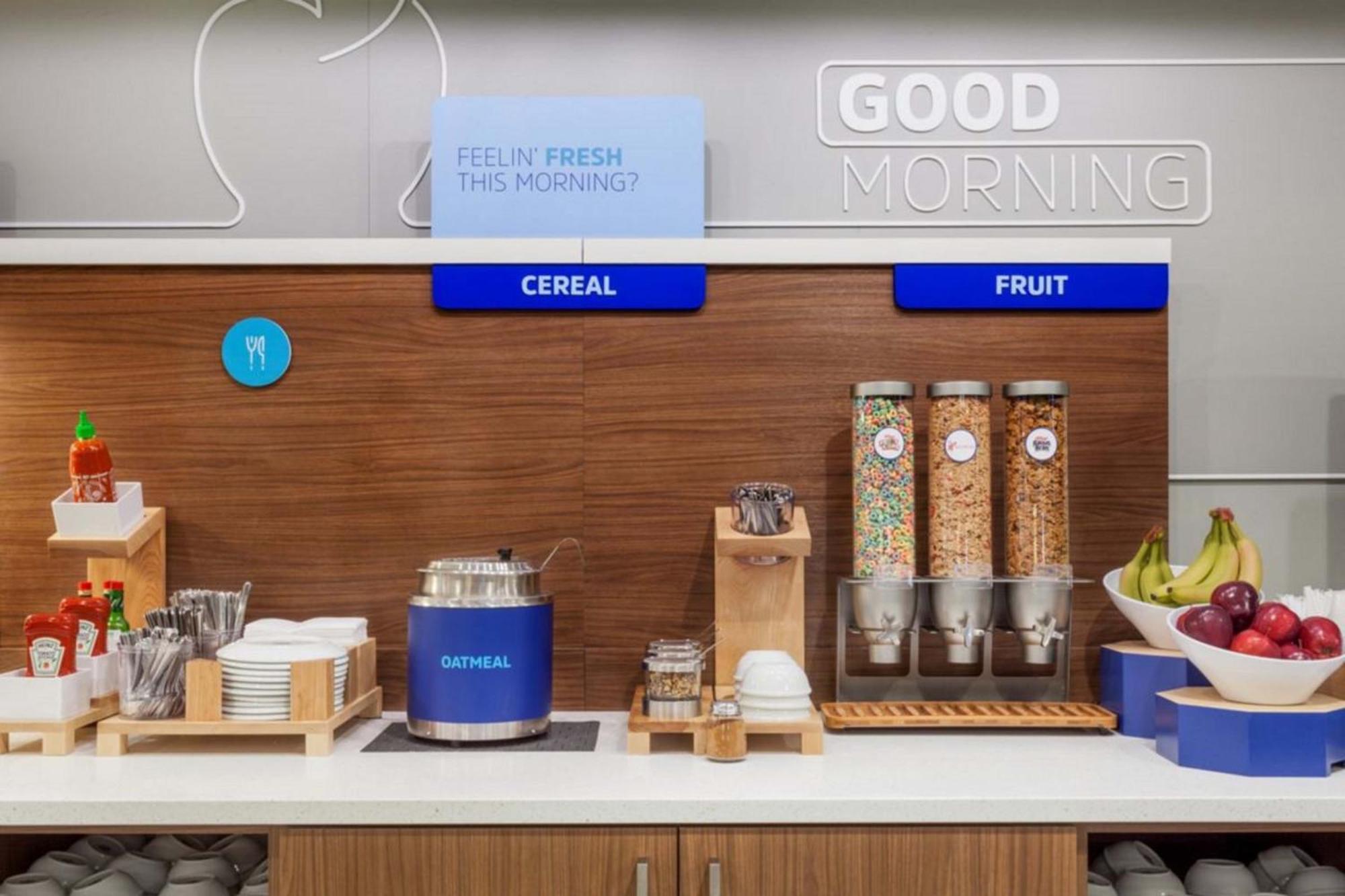 Holiday Inn Express San Diego - Sorrento Valley By Ihg Εξωτερικό φωτογραφία